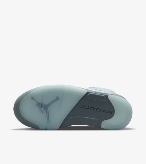 Women's Air Jordan 5 Bluebird - Image 2