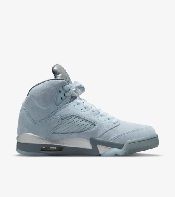 Women's Air Jordan 5 Bluebird - Image 3